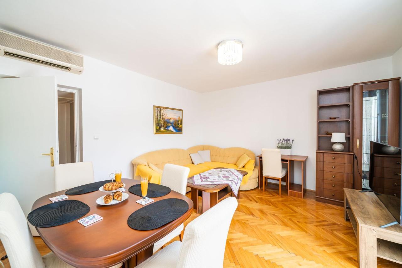 Apartment Klaudia ドゥブロブニク エクステリア 写真